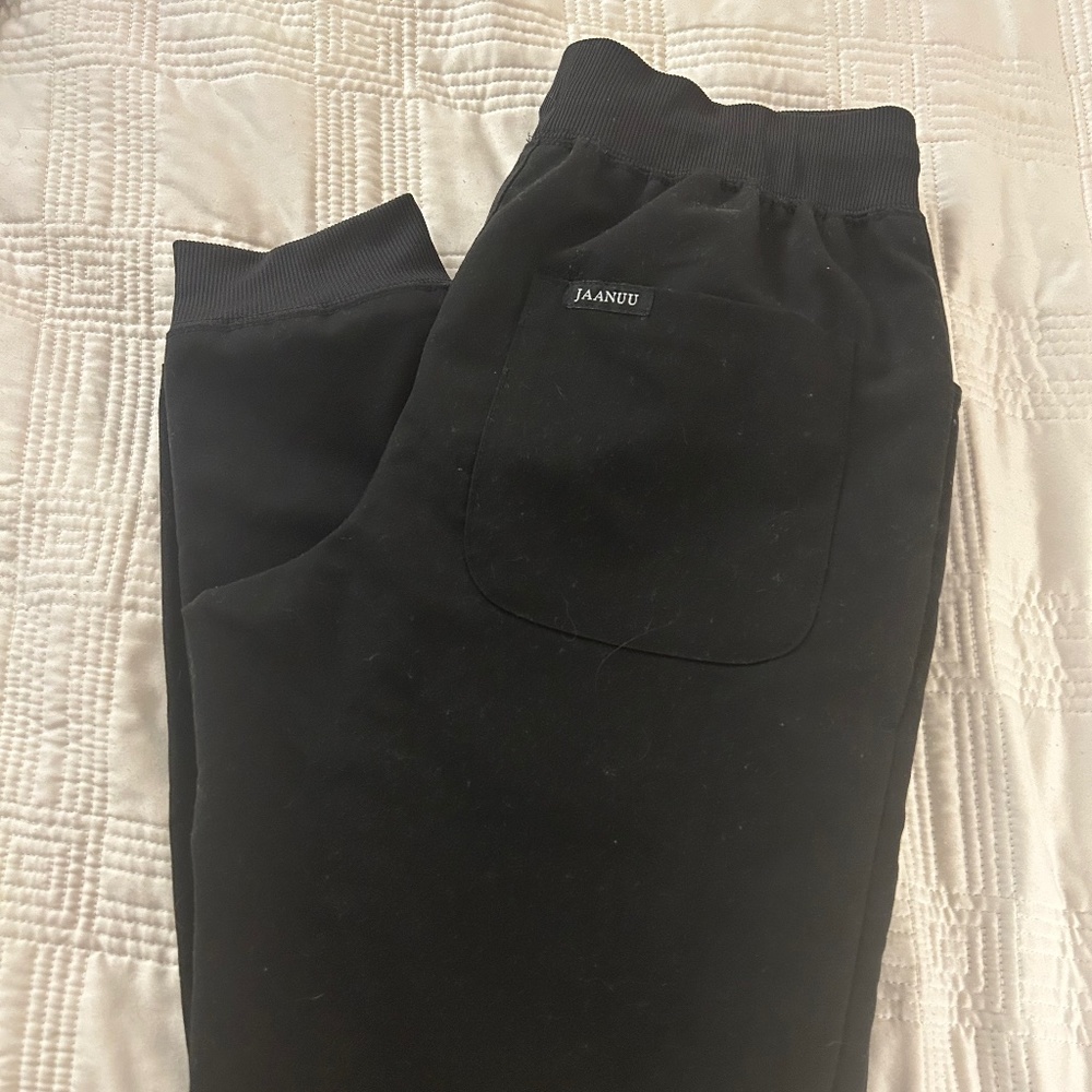 Jaanuu Men’s Jogger Scrubs